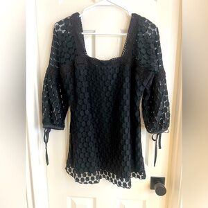 Solitaire Lace Lined Top. Large